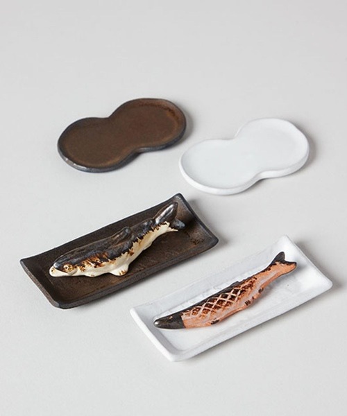 TODAY'S SPECIAL（トゥデイズスペシャル）の「【美濃焼】焼き魚の箸置き/346445（カトラリー・レディース・ブラウン/アイボリー/ライトベージュ・FREE）」の5枚目の写真