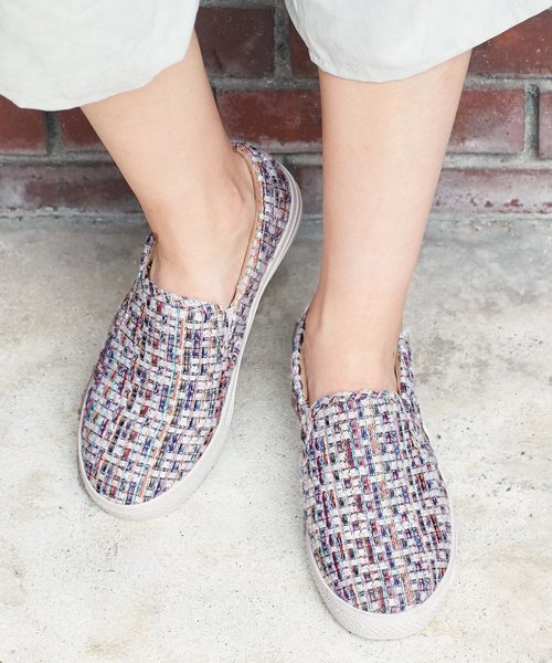 KOBE LETTUCE（コウベレタス）の「ベーシックスリッポンシューズ（スリッポン・レディース・グレー/ホワイト系その他2/ブラック/ホワイト/ホワイト系その他/ホワイト系その他3/ワイン/ブラック系その他2/グレー系その他/ブルー系その他2/イエロー系その他/ネイビー/イエロー/ブルー系その他/パイソン/ブラック系その他3/ブラック系その他/ピンク/レッド/シルバー/レオパード/シルバー系その他/チェック/ピンク系その他/ホワイト系その他4/ブルー系その他3/その他/その他1/ベージュ/ゼブラ/ブルー系その他4・L/M/S/LL）」の5枚目の写真