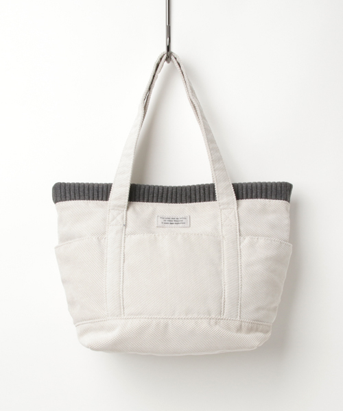 LBC（エルビーシー）の「口リブトート                        （トートバッグ・レディース・ネイビー/オフホワイト/グレー・FREE）」の2枚目の写真