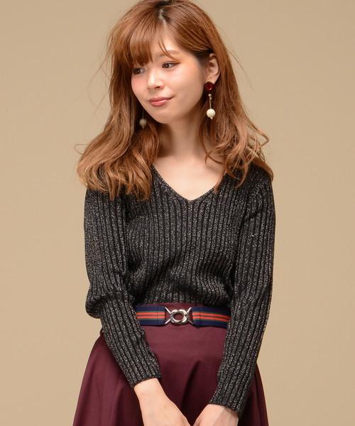 natural couture(ナチュラルクチュール)の「Vネックラメリブニット(ニット/セーター・レディース・グリーン/ブラック/イエロー/ピンク・FREE)」の14枚目の写真