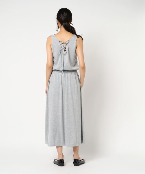 VENCEEXCHANGE（ヴァンスエクスチェンジ）の「バックレースアップカットワンピース（ワンピース・レディース・ライトグレー/ブラック・M）」の4枚目の写真