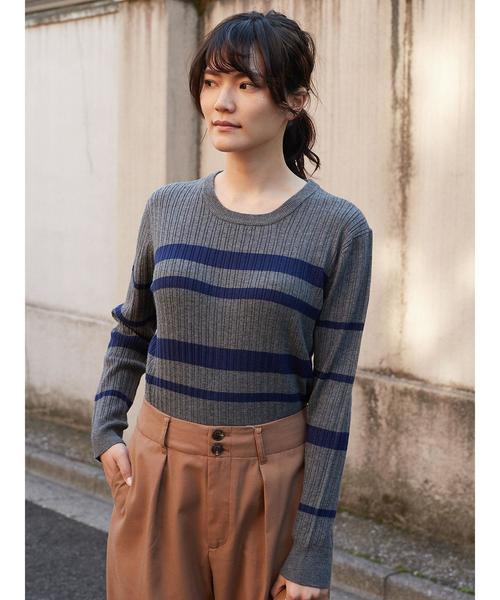 AMERICAN HOLIC（アメリカンホリック）の「変形リブクルーネックプルオーバー　＊（ニット/セーター・レディース・チャコールグレー/ブラック/ベージュ/アイボリー/杢グレー/その他7/グレー系その他4/ピンク系その他2・M/L）」の21枚目の写真