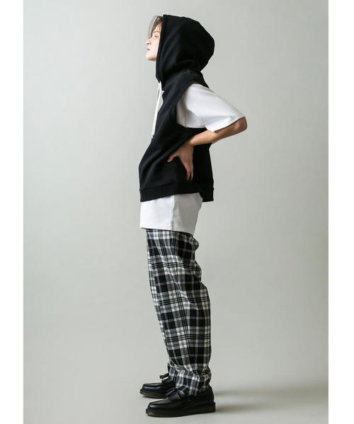 MONKEY TIME(モンキータイム)の「<monkey time> URK CROPPED PO HOODIE/パーカー(ベスト・メンズ・ブラック/ベージュ・M/L)」の6枚目の写真