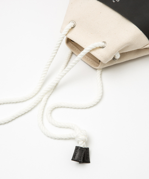 20/80(テゥエンティーエイティー)の「【20/80】トゥエンティーエイティー/CANVAS #8 GASSAI BAG WITH LEATHER POCKET(ショルダーバッグ・メンズ・ホワイト×ブラック/ブラック×ブラック・FREE)」の5枚目の写真