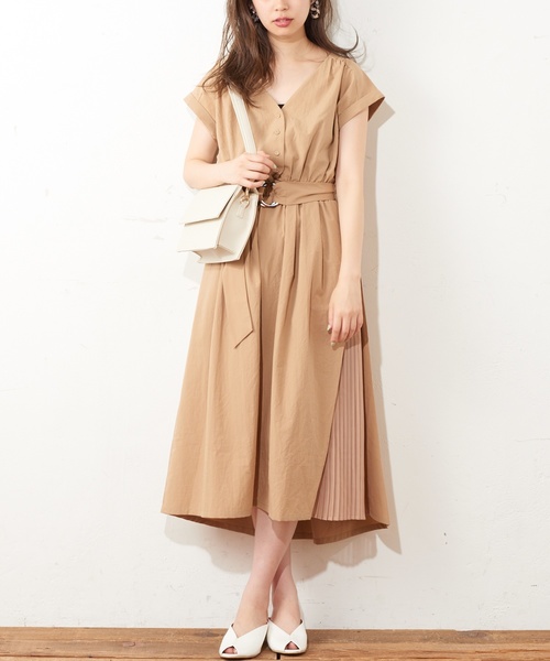 natural couture（ナチュラルクチュール）の「お上品サイドプリーツワンピース（ワンピース・レディース・ブラック/ベージュ/ブルー系その他/ライトパープル/イエロー系その他・FREE）」の3枚目の写真