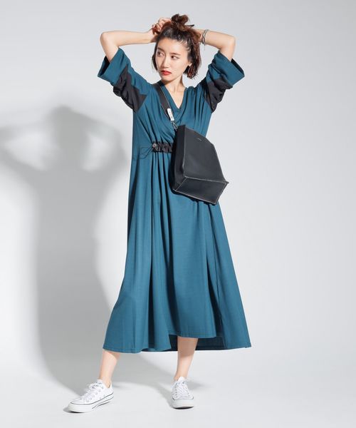 LADYMADE（レディメイド）の「2WAYバイカラーレザーショルダーバッグ（ショルダーバッグ・レディース・ブラック/パープル/アイボリー・FREE）」の7枚目の写真