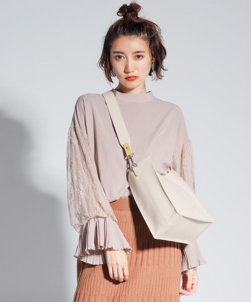 LADYMADE（レディメイド）の「2WAYバイカラーレザーショルダーバッグ（ショルダーバッグ・レディース・ブラック/パープル/アイボリー・FREE）」の9枚目の写真