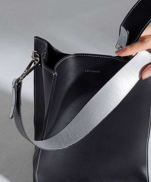 LADYMADE（レディメイド）の「2WAYバイカラーレザーショルダーバッグ（ショルダーバッグ・レディース・ブラック/パープル/アイボリー・FREE）」の14枚目の写真