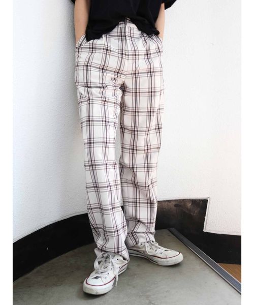 Ungrid(アングリッド)の「チェックテーパードパンツ(その他パンツ・レディース・アイボリー/モカ・SMALL/MEDIUM)」の2枚目の写真