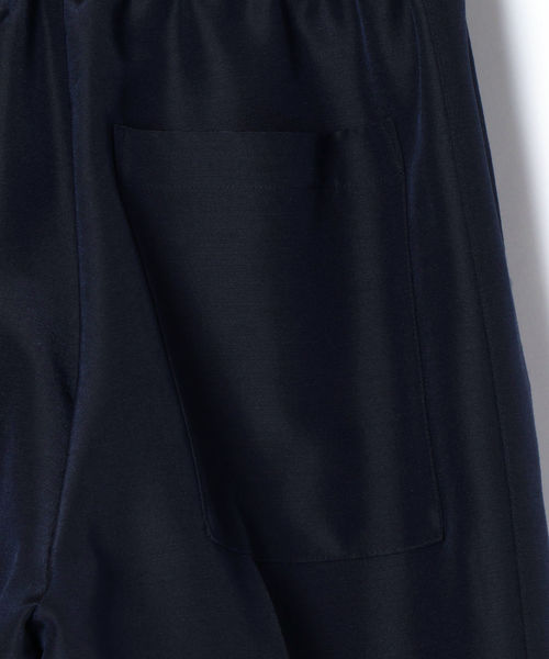 SHIPS（シップス）の「PrimaryNavyLabel:ウールシルクビッグポケットパンツ（その他パンツ・レディース・ブラック/ネイビー・38/36）」の8枚目の写真