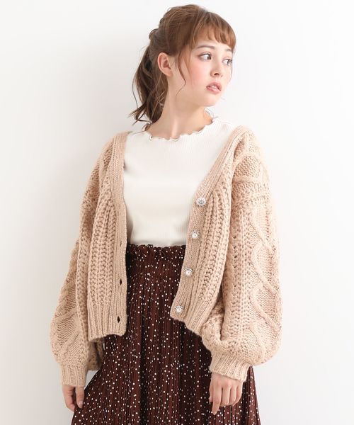 MAJESTIC LEGON（マジェスティックレゴン）の「ハートケーブルカーディガン（カーディガン/ボレロ・レディース・ブラウン/ベージュ/ピンク/アイボリー/ブルー・MEDIUM）」の17枚目の写真