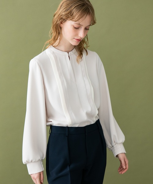 UNITED TOKYO(ユナイテッドトウキョウ)の「ダブルタックボリュームスリーブ ブラウス(シャツ/ブラウス・レディース・アイボリー/ライトグリーン/ピンク/ブラック・0)」の13枚目の写真