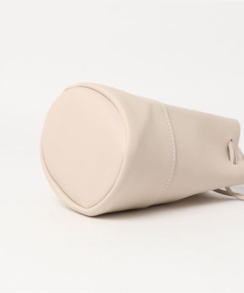 flower（フラワー）の「ヌードレザーバッグ２（ショルダーバッグ・レディース・アイボリー・FREE）」の11枚目の写真