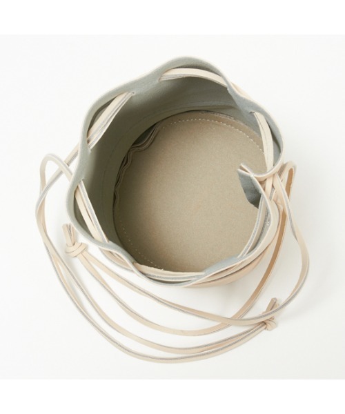 flower（フラワー）の「ヌードレザーバッグ２（ショルダーバッグ・レディース・アイボリー・FREE）」の9枚目の写真