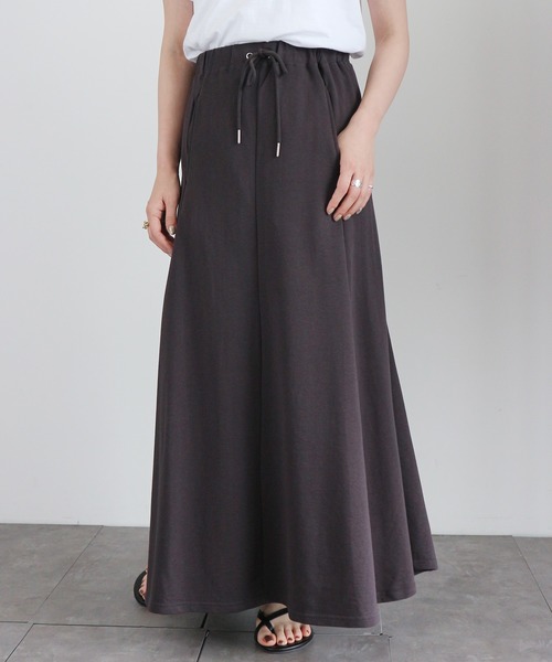 AMERICAN HOLIC(アメリカンホリック)の「ミニ裏毛リラックスマキシスカート① 〇*(スカート・レディース・チャコールグレー/グレイッシュベージュ・FREE)」の2枚目の写真