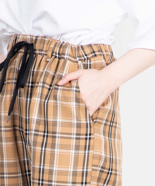 WEGO（ウィゴー）の「WEGO/チェックハーフパンツ（その他パンツ・レディース・ベージュ系その他2・FREE）」の9枚目の写真