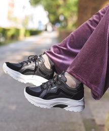 厚底スニーカー