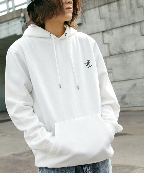 ZIP FIVE（ジップファイブ）の「【ZIP FIVE】プルオーバーパーカー/イラスト/刺繍/ワンポイント（パーカー・レディース・ホワイト/ブラック/ベージュ/ブルー/ブラウン/ネイビー/グレー/ホワイト系/ブラック系/ベージュ系/ブラウン系/グレー系/ホワイト系1/ブラック系1/ベージュ系1/ブラウン系1/グレー系1/ベージュ系2/ブラウン系2/グレー系2/ホワイト系2/ブラック系2/ブルー系/ネイビー系/ブルー系1/ネイビー系1/ブルー系2/ネイビー系2・SMALL/MEDIUM/LARGE/X-LARGE）」の3枚目の写真