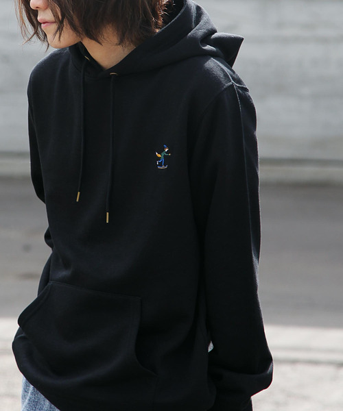 ZIP FIVE（ジップファイブ）の「【ZIP FIVE】プルオーバーパーカー/イラスト/刺繍/ワンポイント（パーカー・レディース・ホワイト/ブラック/ベージュ/ブルー/ブラウン/ネイビー/グレー/ホワイト系/ブラック系/ベージュ系/ブラウン系/グレー系/ホワイト系1/ブラック系1/ベージュ系1/ブラウン系1/グレー系1/ベージュ系2/ブラウン系2/グレー系2/ホワイト系2/ブラック系2/ブルー系/ネイビー系/ブルー系1/ネイビー系1/ブルー系2/ネイビー系2・SMALL/MEDIUM/LARGE/X-LARGE）」の7枚目の写真