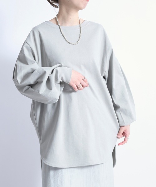 DouDou（ドゥドゥ）の「袖タックボリュームT（Tシャツ/カットソー・レディース・チャコールグレー/オフホワイト/ライトグレー・FREE）」の8枚目の写真