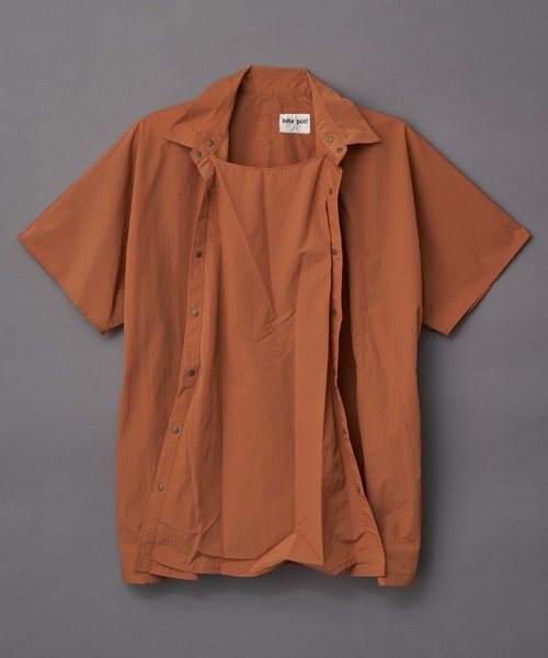 beta post(ベータポスト)の「beta post Transformed into a rain poncho shirt (B02RSH-03)(ポンチョ・メンズ・ブラック/キャメル・3)」の8枚目の写真
