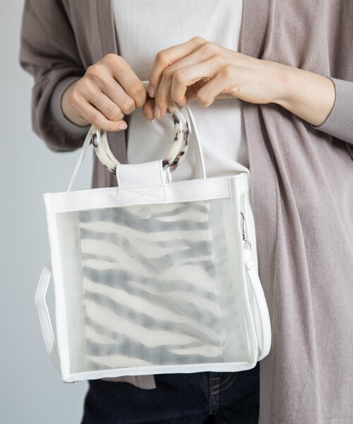 THE SHOP TK （ザ ショップ ティーケー ）の「◆【VERY6月号掲載】4WAYチュールバッグ（ハンドバッグ・レディース・ブラック/オフホワイト/ブラウン系・99）」の15枚目の写真