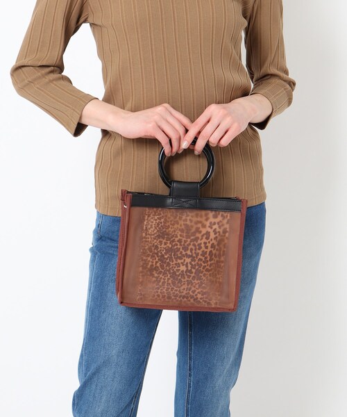 THE SHOP TK （ザ ショップ ティーケー ）の「◆【VERY6月号掲載】4WAYチュールバッグ（ハンドバッグ・レディース・ブラック/オフホワイト/ブラウン系・99）」の16枚目の写真