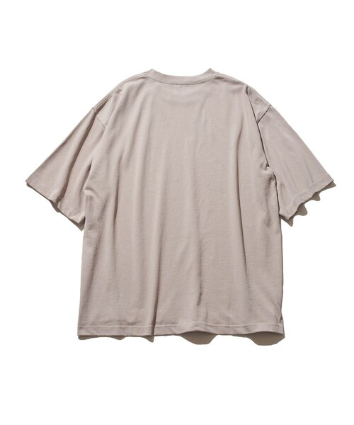 J.PRESS YORK STREET（ジェイプレスヨークストリート）の「【UNISEX】ロゴプリント Tシャツ（Tシャツ/カットソー・メンズ・ホワイト系/ブラック系/ベージュ系/ネイビー系・SMALL/MEDIUM/LARGE/X-LARGE）」の5枚目の写真