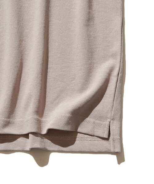 J.PRESS YORK STREET（ジェイプレスヨークストリート）の「【UNISEX】ロゴプリント Tシャツ（Tシャツ/カットソー・メンズ・ホワイト系/ブラック系/ベージュ系/ネイビー系・SMALL/MEDIUM/LARGE/X-LARGE）」の8枚目の写真