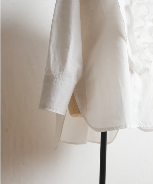 &. NOSTALGIA（アンドドットノスタルジア）の「フリルシャツブラウス（シャツ/ブラウス・レディース・ネイビー/ホワイト・FREE）」の7枚目の写真