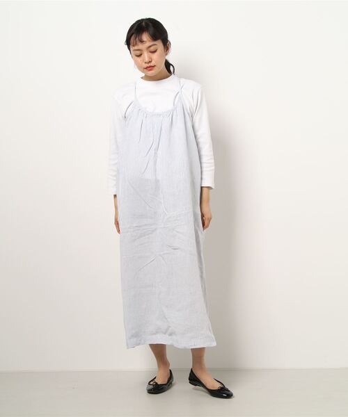 Samansa Mos2(サマンサ モスモス)の「【Slowlinen】キャミワンピース(ワンピース・レディース・ブラック/ブルー/レッド/チャコール・フリ-)」の9枚目の写真
