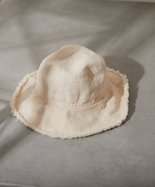 Chico(チコ)の「【新色追加】キャンバスフリンジバケットハット(ハット・レディース・ブラック/ライトベージュ/ホワイト/ブラウン・FREE)」の8枚目の写真
