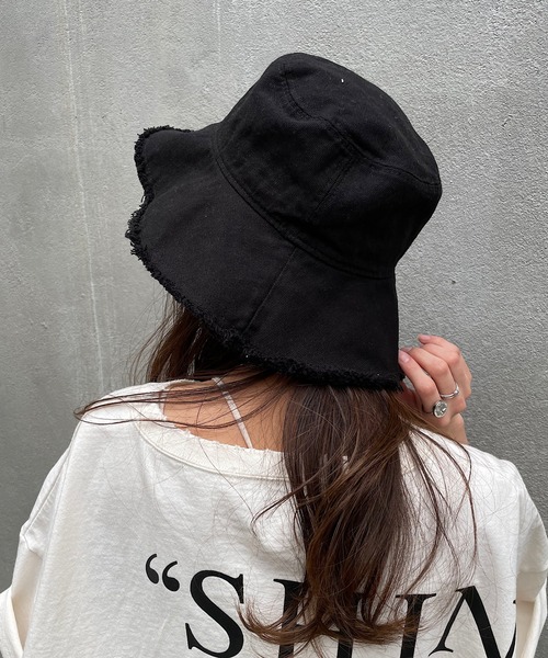 ブラック バケットハット フリンジ仕上げ Champion ブラック バケットハット フリンジエッジ - メルカリ