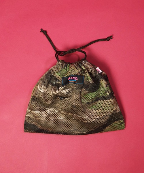 H.A.N.D.（エイチエーエヌディー）の「[H.A.N.D. / エイチエーエヌディー]　US CAMOUFLAGE SHOULDER BAG（ショルダーバッグ・メンズ・ネイビー/オリーブ・FREE）」の3枚目の写真