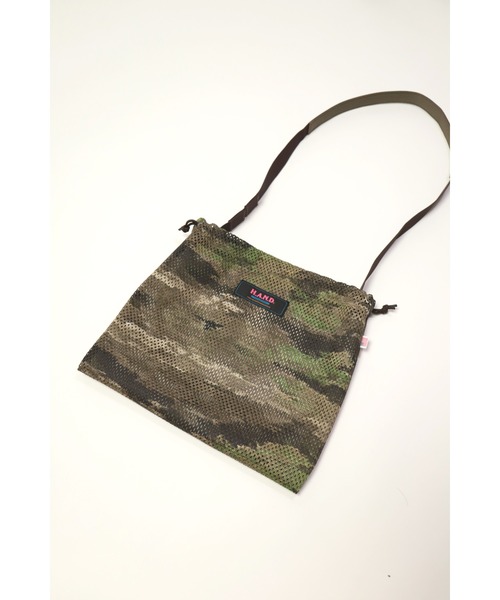 H.A.N.D.（エイチエーエヌディー）の「[H.A.N.D. / エイチエーエヌディー]　US CAMOUFLAGE SHOULDER BAG（ショルダーバッグ・メンズ・ネイビー/オリーブ・FREE）」の7枚目の写真