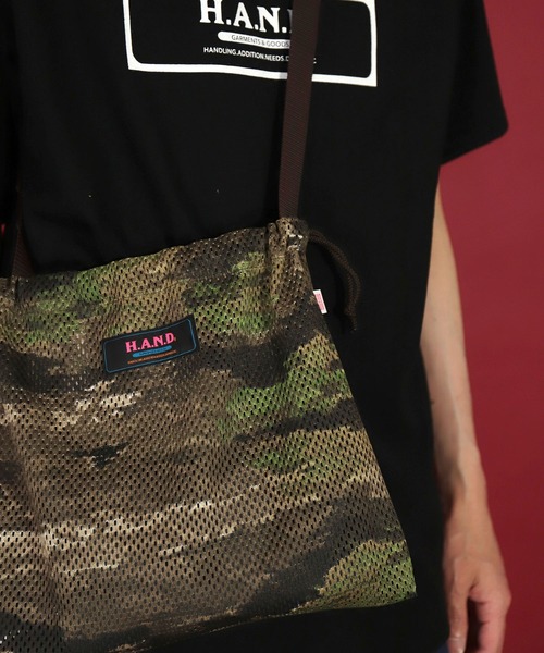 H.A.N.D.（エイチエーエヌディー）の「[H.A.N.D. / エイチエーエヌディー]　US CAMOUFLAGE SHOULDER BAG（ショルダーバッグ・メンズ・ネイビー/オリーブ・FREE）」の18枚目の写真