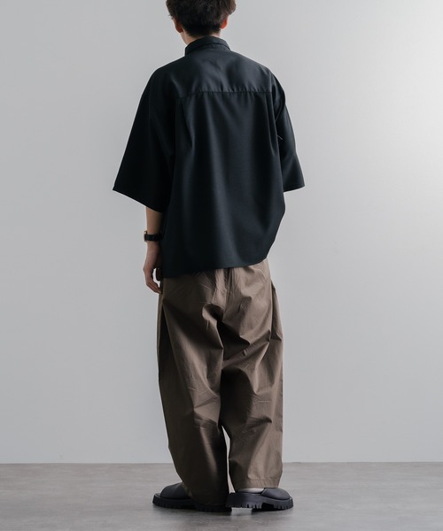 epnok（エプノック）の「アソートベーシックシャツ（シャツ/ブラウス・メンズ・チャコールグレー/ブラック/ブルー系その他・SMALL/MEDIUM/LARGE）」の18枚目の写真