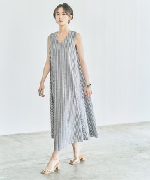 titivate（ティティベイト）の「ﾘﾈﾝ混ｽﾄﾗｲﾌﾟﾉｰｽﾘｰﾌﾞﾜﾝﾋﾟｰｽ（ワンピース）」