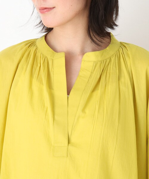 SHOO・LA・RUE(シューラルー)の「◆【INDIA】ピンタックスリーブスキッパー(シャツ/ブラウス・レディース・イエロー/ライトパープル/キャメル/ホワイト系・00)」の15枚目の写真