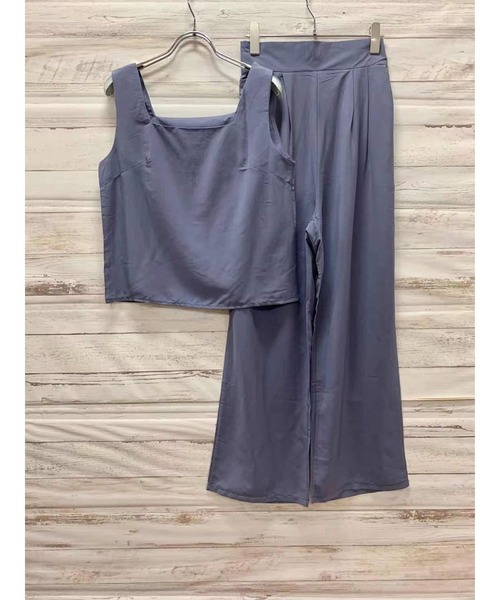 Jewelobe（ジュエローブ）の「ノースリトップス×ハイウエストワイドパンツセットアップ（セットアップ・レディース・アイボリー/ブルー/ブラック・FREE）」の11枚目の写真