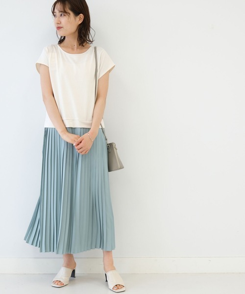 B:MING by BEAMS（ビーミングバイビームス）の「B:MING by BEAMS / 2WAY プリーツ ワンピース（ワンピース・レディース・ブラック/ベージュ/オフホワイト・ONE SIZE）」の2枚目の写真