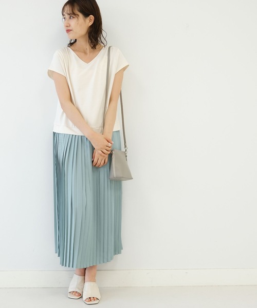 B:MING by BEAMS（ビーミングバイビームス）の「B:MING by BEAMS / 2WAY プリーツ ワンピース（ワンピース・レディース・ブラック/ベージュ/オフホワイト・ONE SIZE）」の8枚目の写真