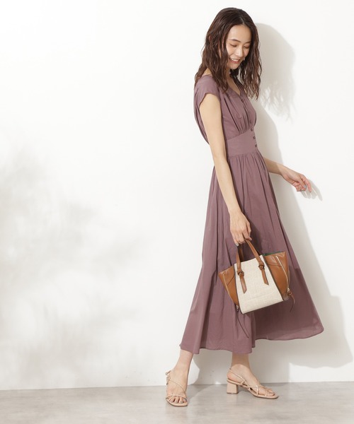 N.（N. Natural Beauty Basic）（エヌエヌナチュラルビューティーベーシック）の「Vネックギャザーワンピース（ワンピース・レディース・ブラック/ブラウン/グリーン/ブルー系その他・SMALL/MEDIUM）」の11枚目の写真