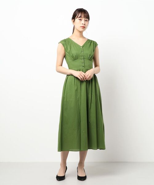 N.（N. Natural Beauty Basic）（エヌエヌナチュラルビューティーベーシック）の「Vネックギャザーワンピース（ワンピース・レディース・ブラック/ブラウン/グリーン/ブルー系その他・SMALL/MEDIUM）」の19枚目の写真