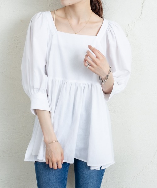 mystic(ミスティック)の「スクエアパフチュニック(シャツ/ブラウス・レディース・オフホワイト/チャコールグレー/バーガンディー・FREE)」の1枚目の写真