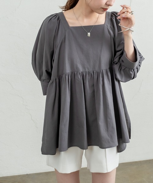 mystic(ミスティック)の「スクエアパフチュニック(シャツ/ブラウス・レディース・オフホワイト/チャコールグレー/バーガンディー・FREE)」の16枚目の写真