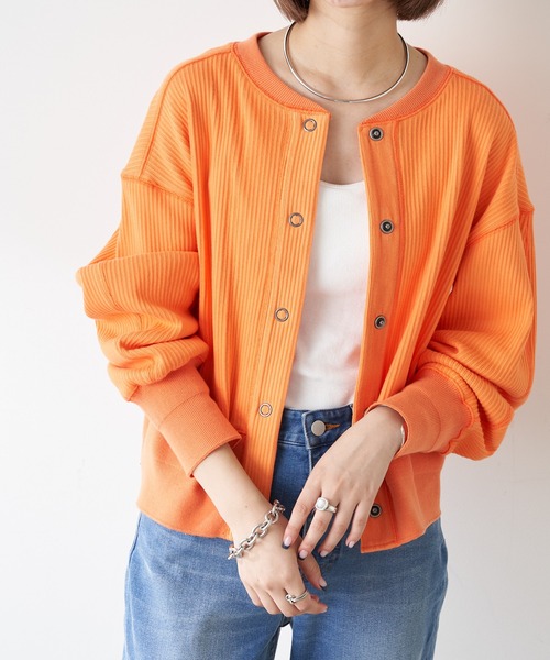 CIAOPANIC TYPY(チャオパニックティピー)の「ヘビーウェイトリブショートカーディガン(カーディガン/ボレロ・レディース・チャコールグレー/オフホワイト/オレンジ・ONE SIZE)」の11枚目の写真