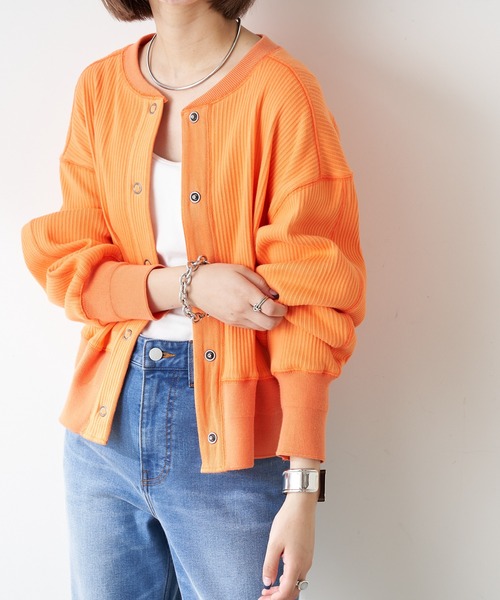 CIAOPANIC TYPY(チャオパニックティピー)の「ヘビーウェイトリブショートカーディガン(カーディガン/ボレロ・レディース・チャコールグレー/オフホワイト/オレンジ・ONE SIZE)」の17枚目の写真