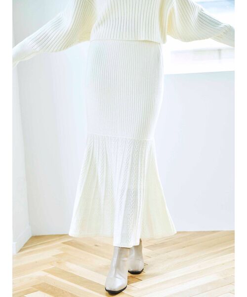 dazzlin（ダズリン）の「マーメイドラインニットスカート（スカート・レディース・ブラック/オフホワイト/ブルー・FREE）」の8枚目の写真