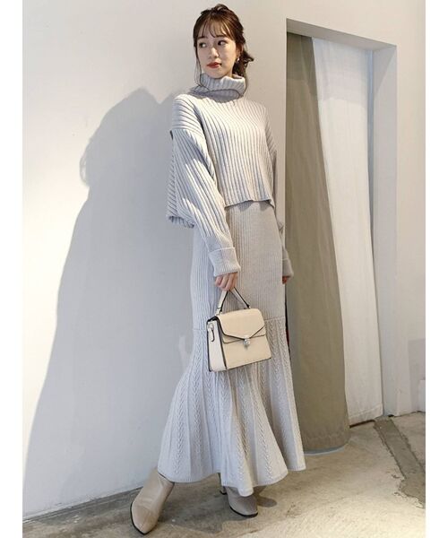 dazzlin（ダズリン）の「マーメイドラインニットスカート（スカート・レディース・ブラック/オフホワイト/ブルー・FREE）」の13枚目の写真